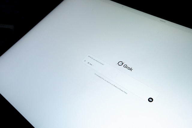 10  Game-changing AI Tools every entrepreneur needs in 2025